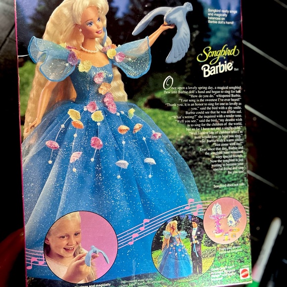 Songbird Barbie Doll w Real Singing Songbird 1995